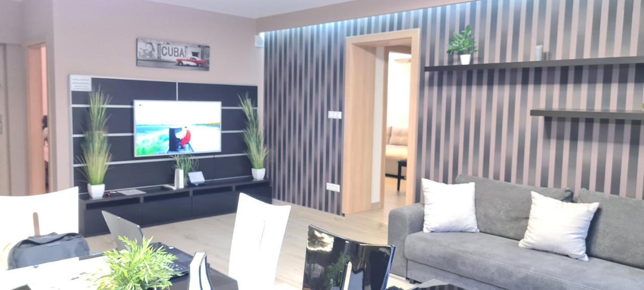 Villapark Pleasure Apartment Balatonfured Bagian luar foto